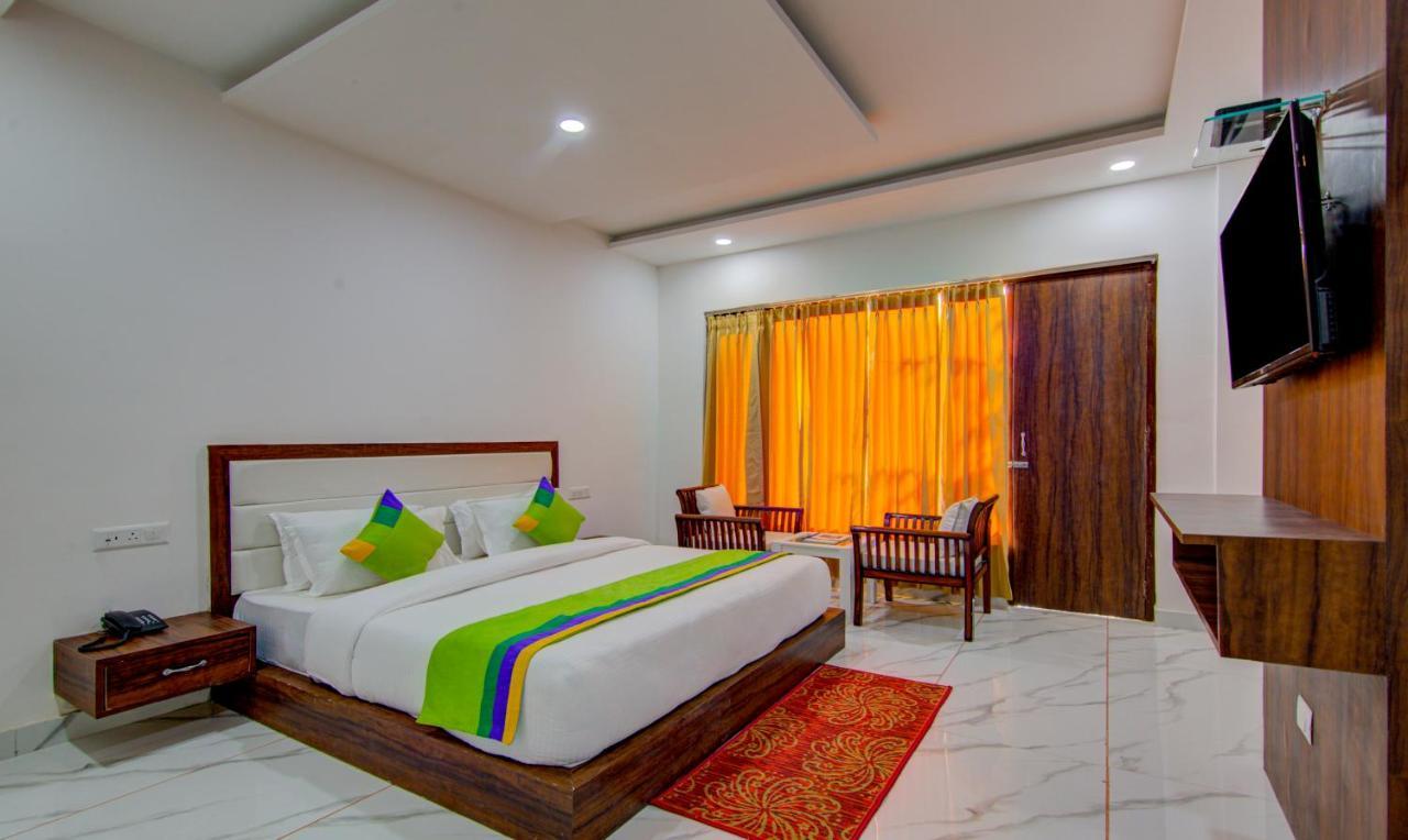 Treebo Down Town, Dalhousie Hotel Luaran gambar